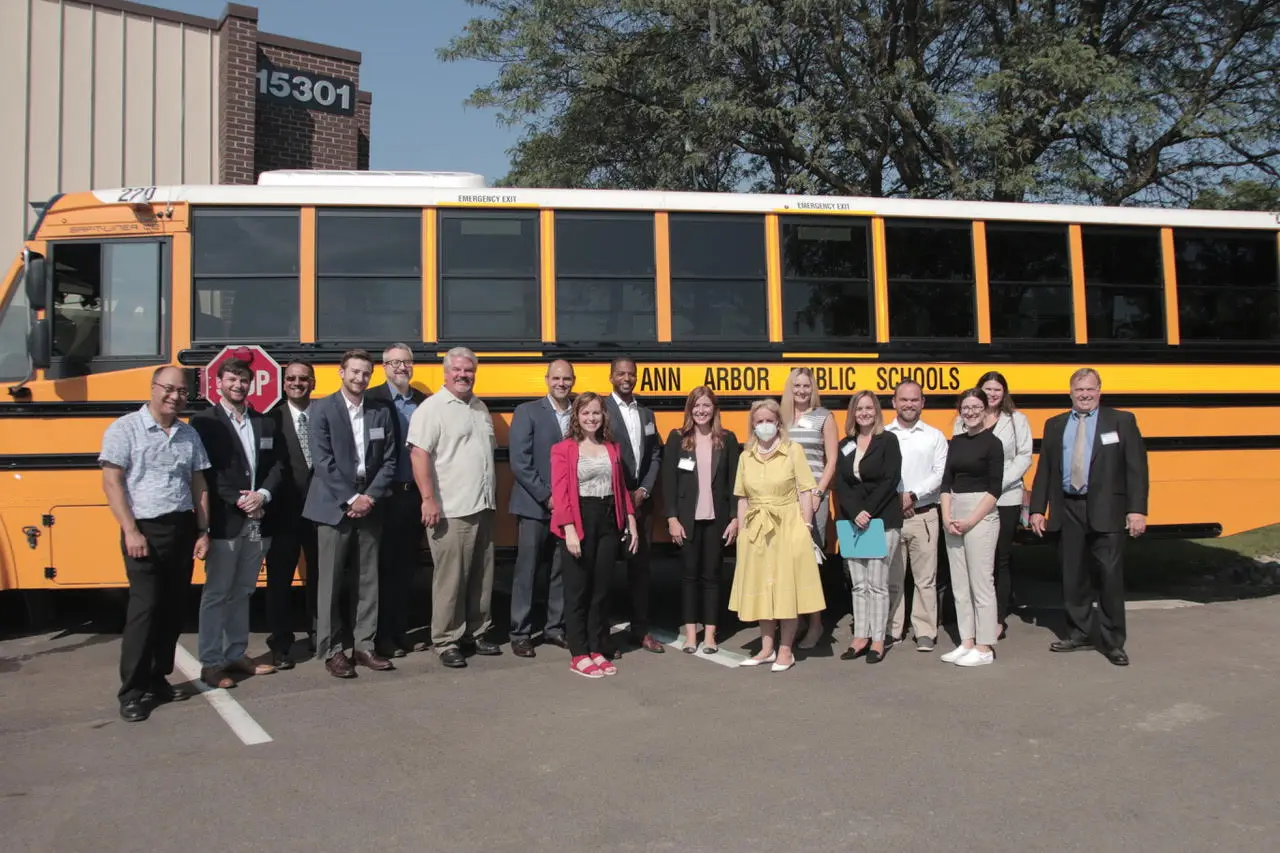 Read more about the article PRESS RELEASE: Rhombus Energy Solutions Hosts Congressional Delegation at its Dearborn, Michigan Facility