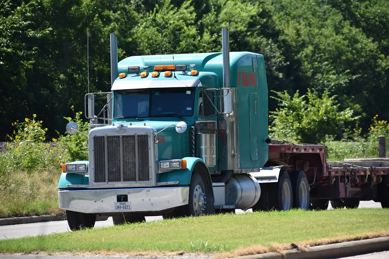 Read more about the article Clean Heavy-Duty Vehicle Program